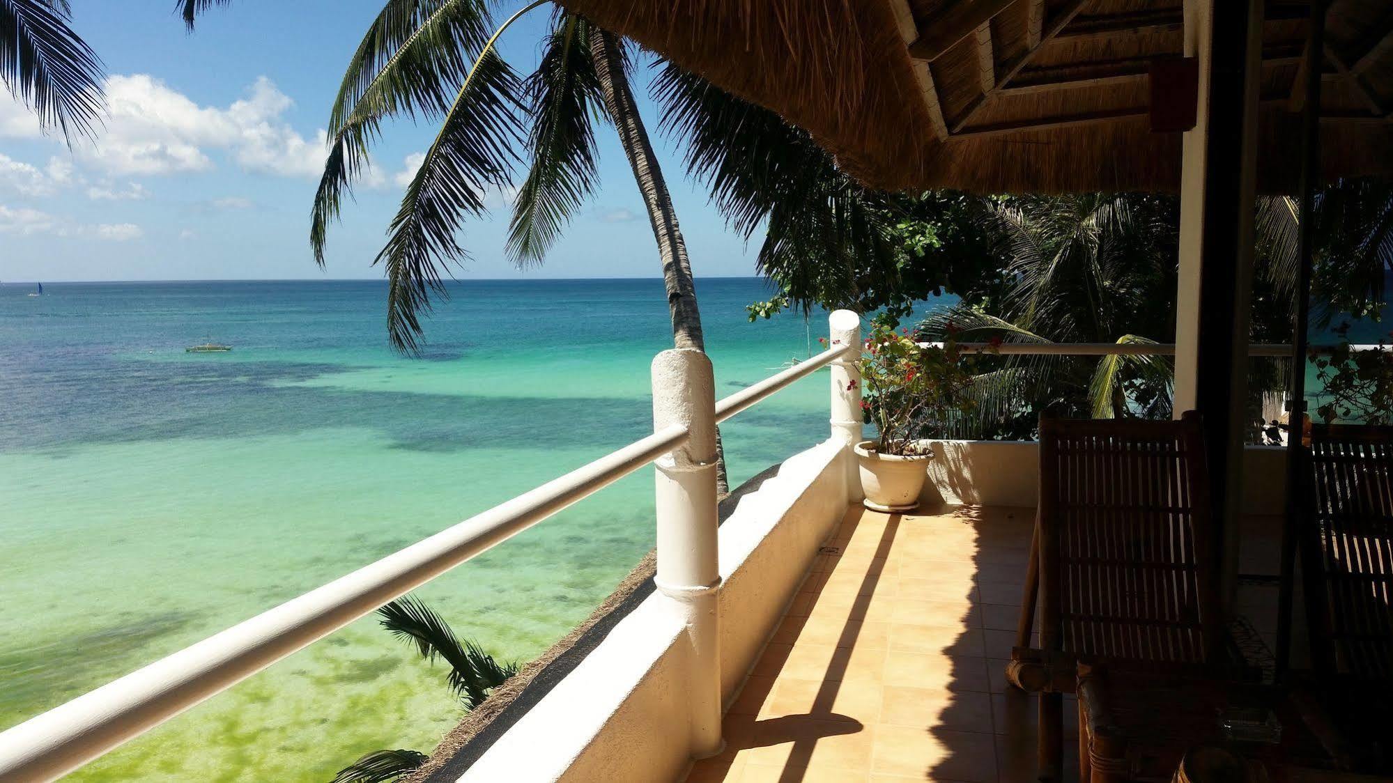 Artista Beach Villa Balabag  Luaran gambar