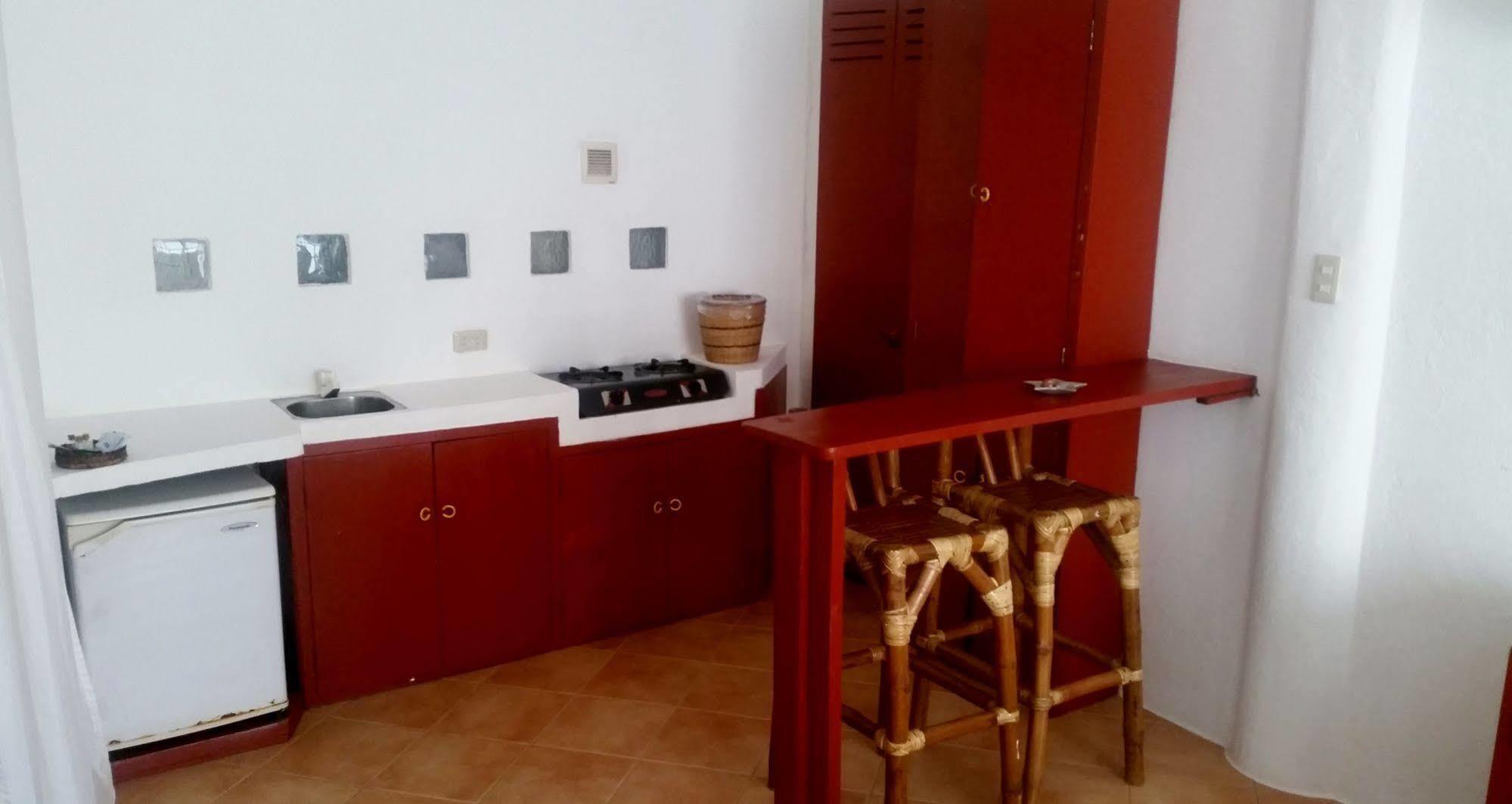 Artista Beach Villa Balabag  Luaran gambar