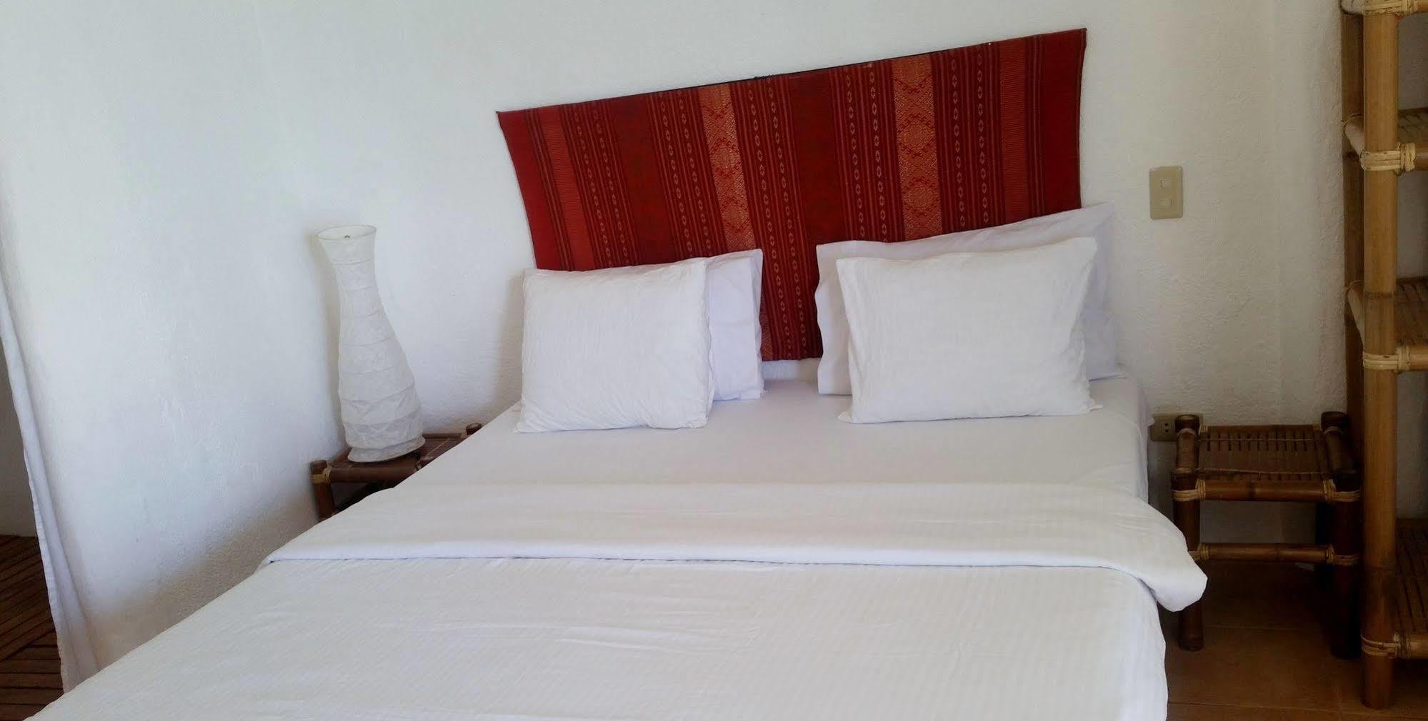 Artista Beach Villa Balabag  Luaran gambar